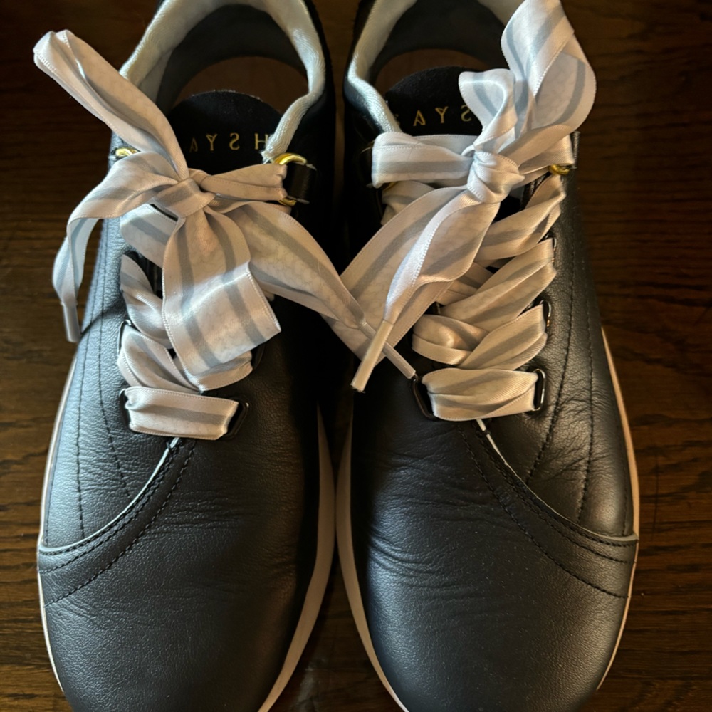 Saysh sneaker